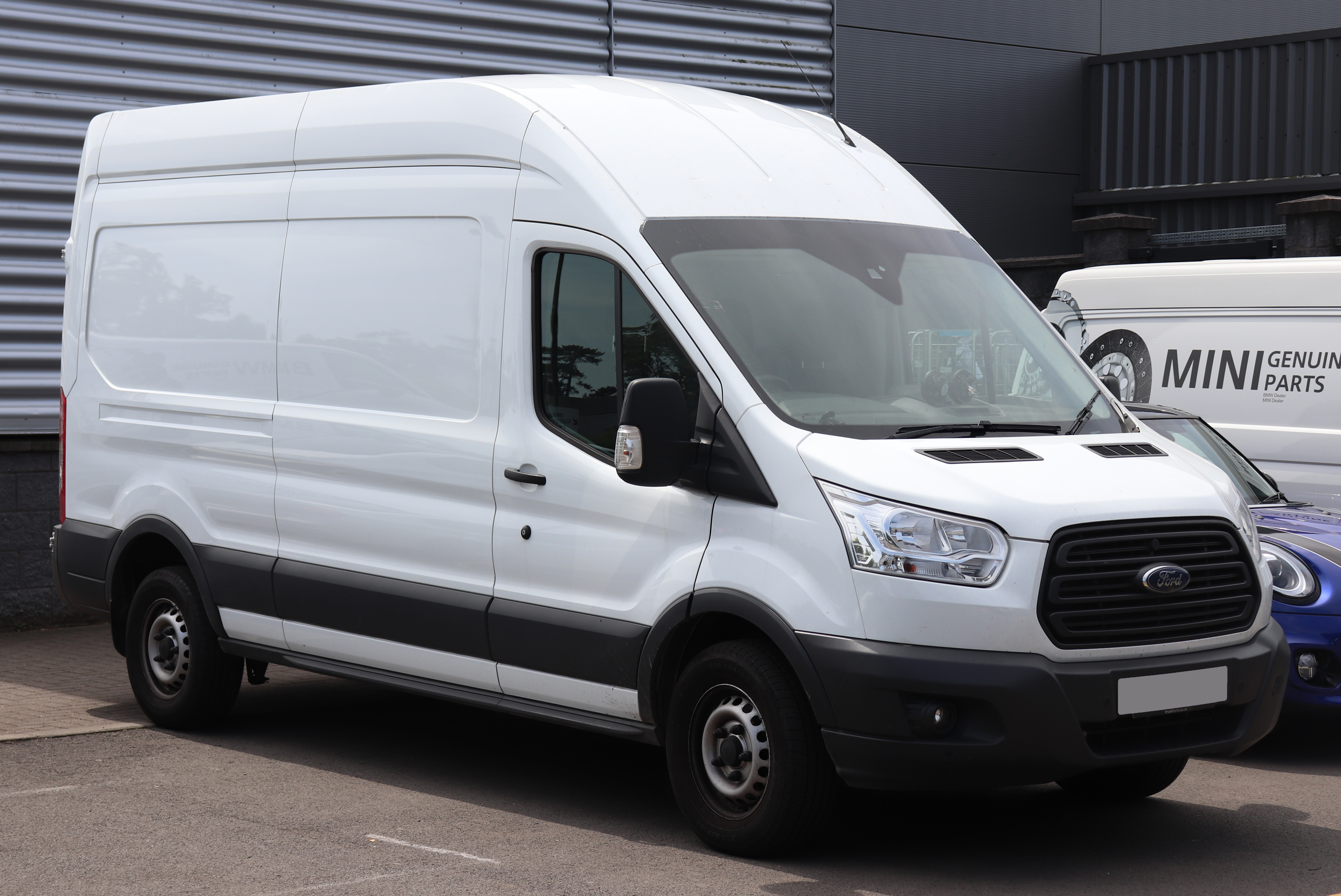 Vuokrattava Ford Transit 2016